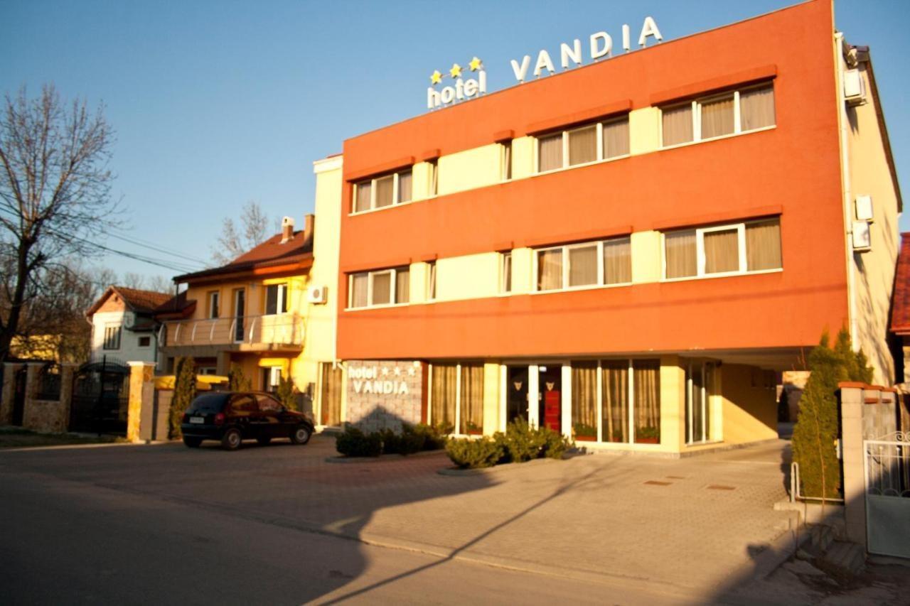 تيميشورا Hotel Vandia المظهر الخارجي الصورة